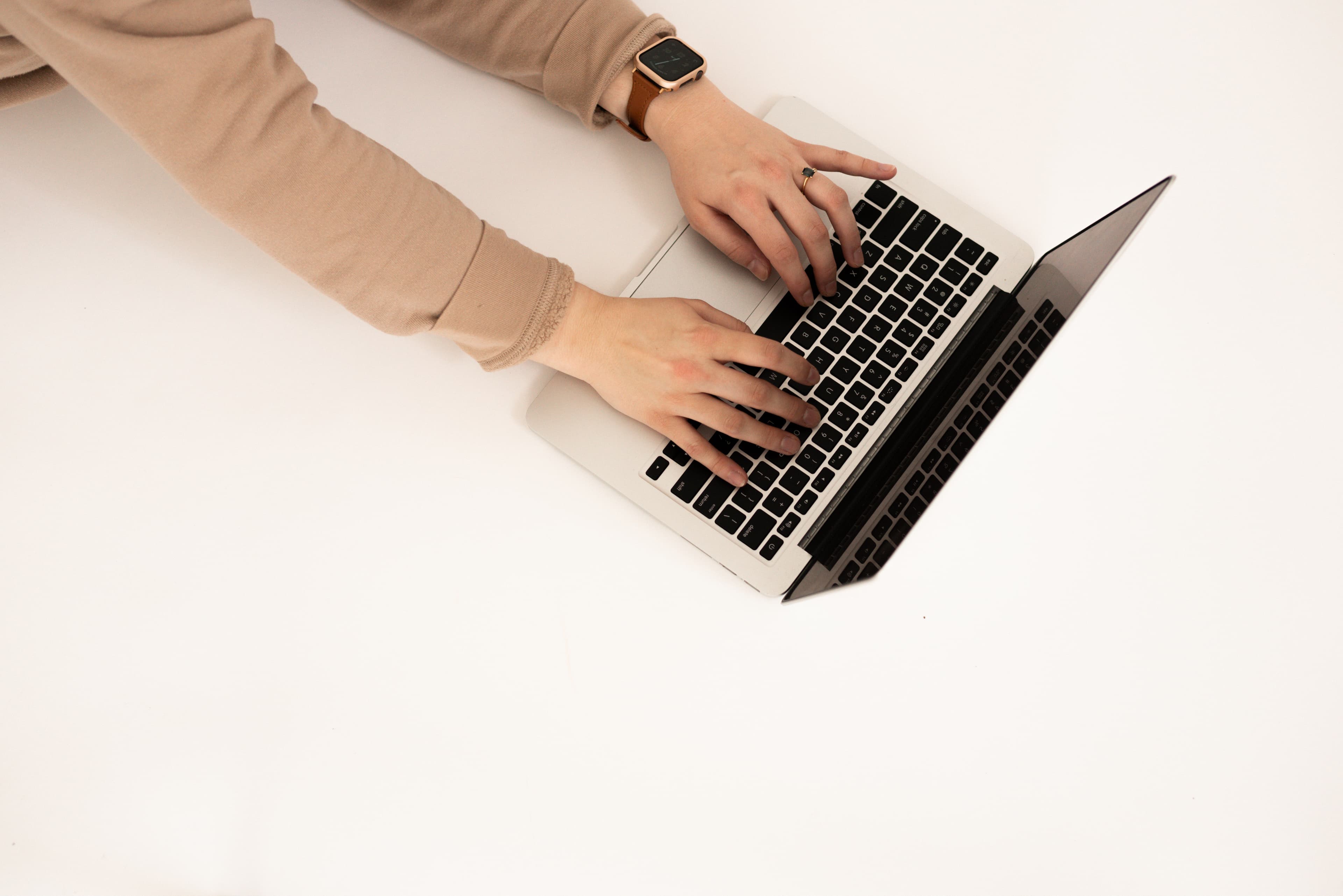 Cover Image for UGC usage rights and whitelisting explained for creators